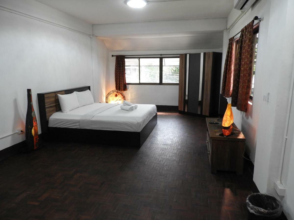 P'lyn House
